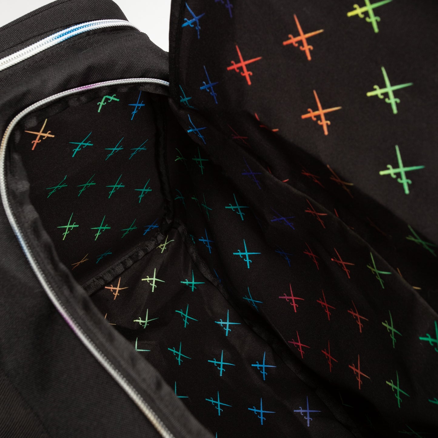 LIMITED EDITION: PRIDE DUFFLE 🏳️‍🌈